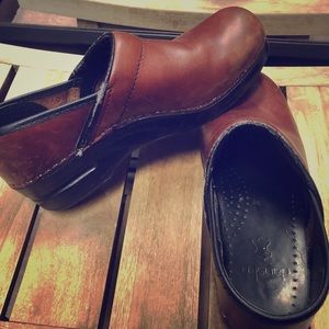 Dansko women’s shoes size 39